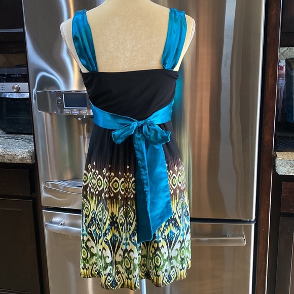 Love Tease Slip Dress in Black & Teal with a Tribal Like print on bottom. Size M - Picture 3 of 10